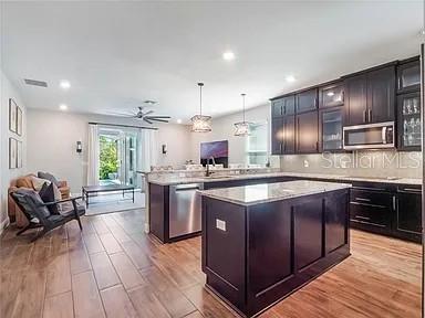 Image 15 of 40 For 753 Daybreak Place