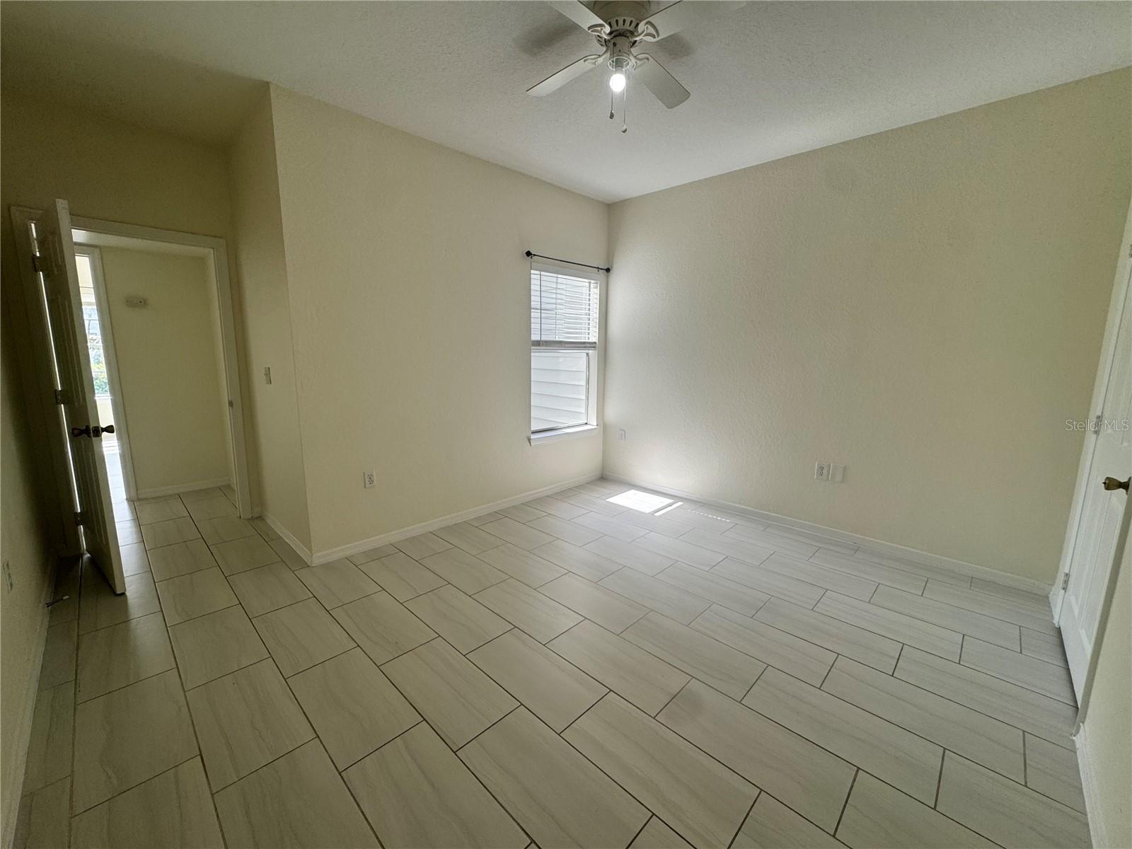 Image 10 of 21 For 5156 City Street 118