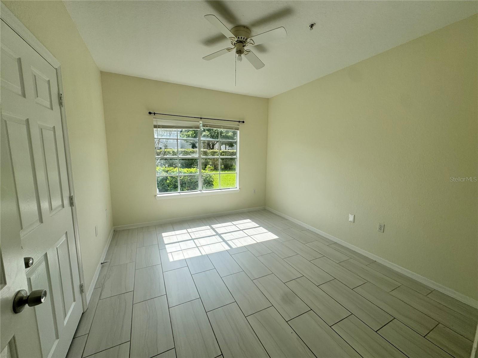 Image 11 of 21 For 5156 City Street 118