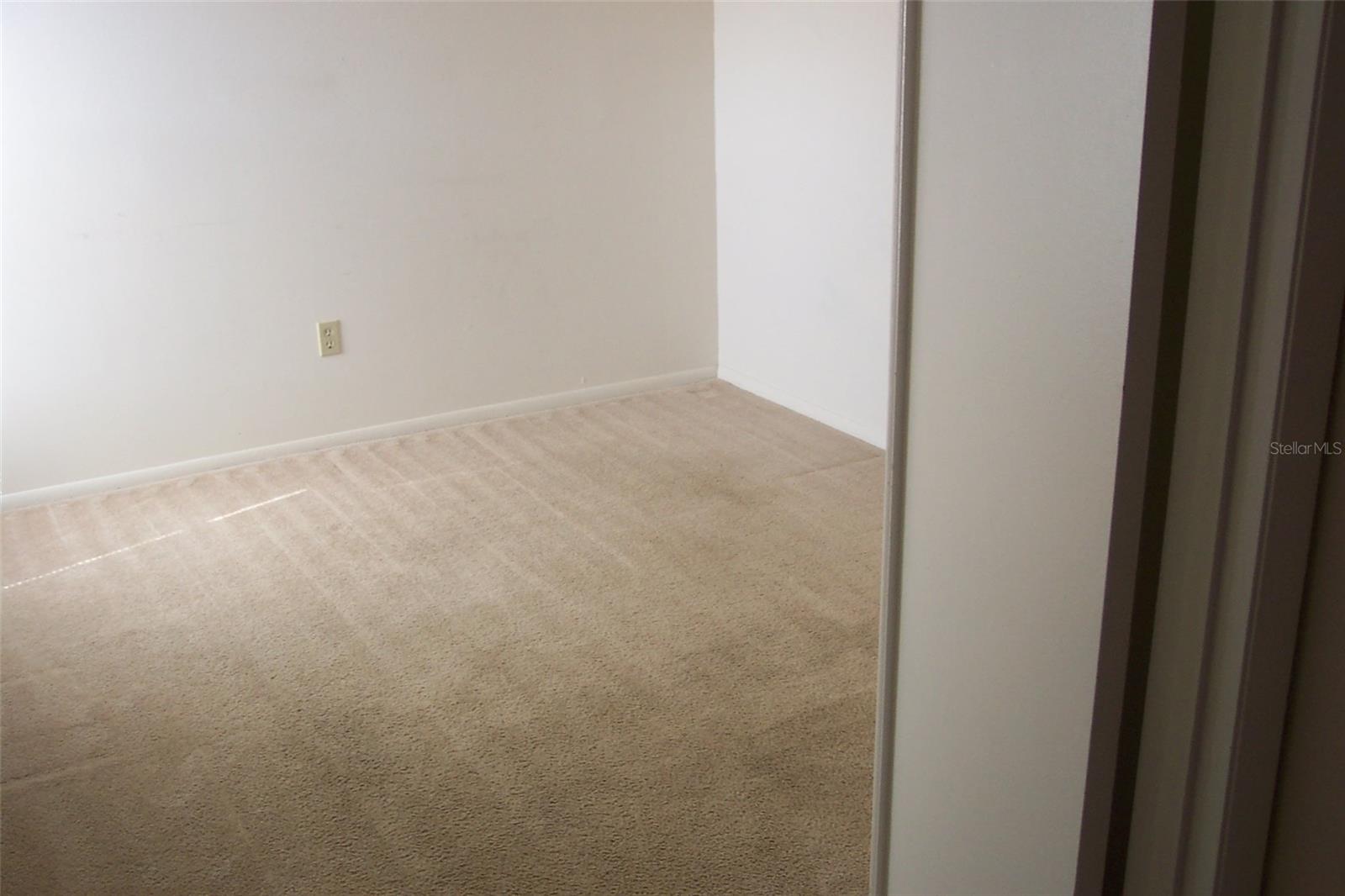 Image 3 of 11 For 7851 Sugar View Court 7851