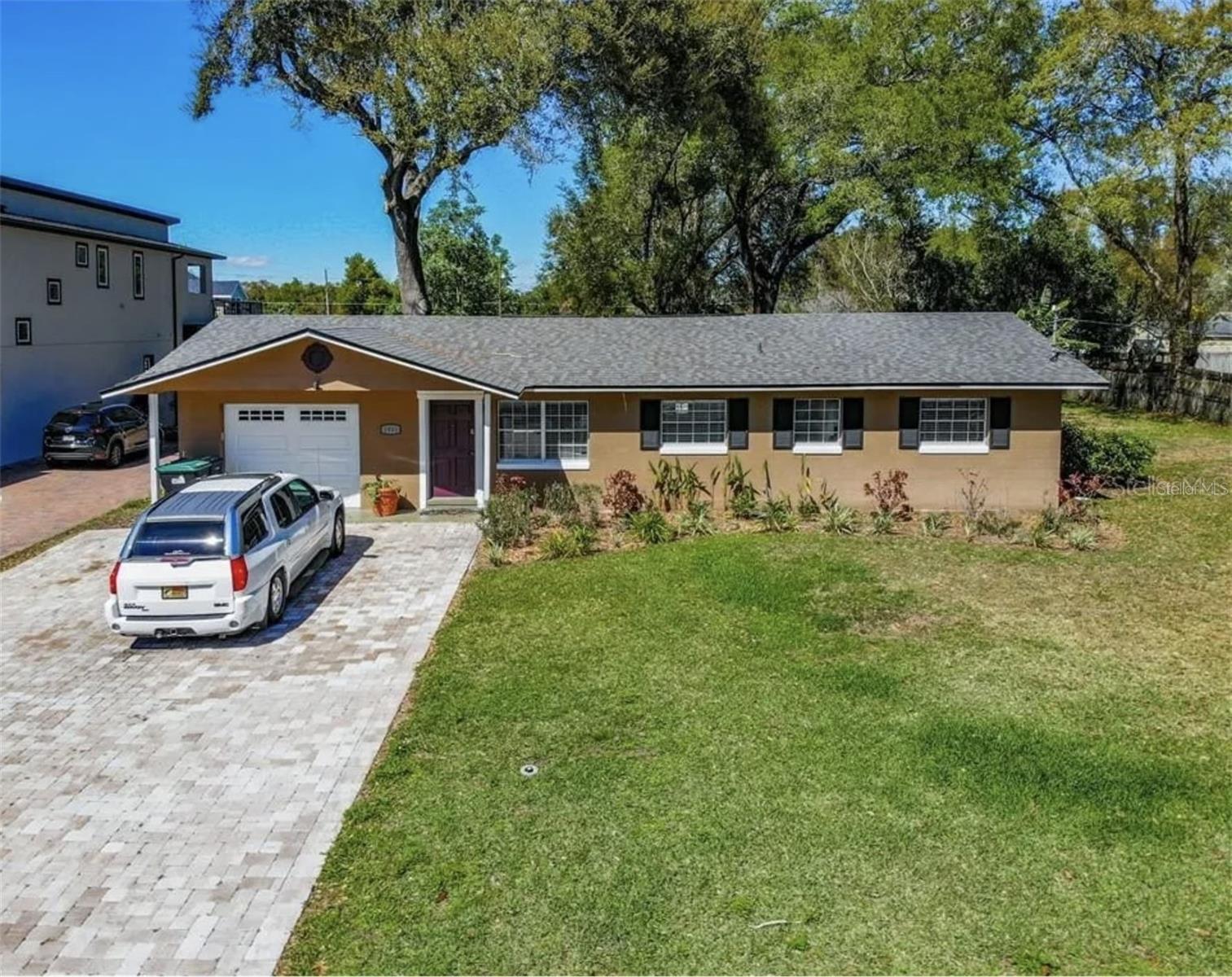 Image 2 of 3 For 1903 Simonton Avenue