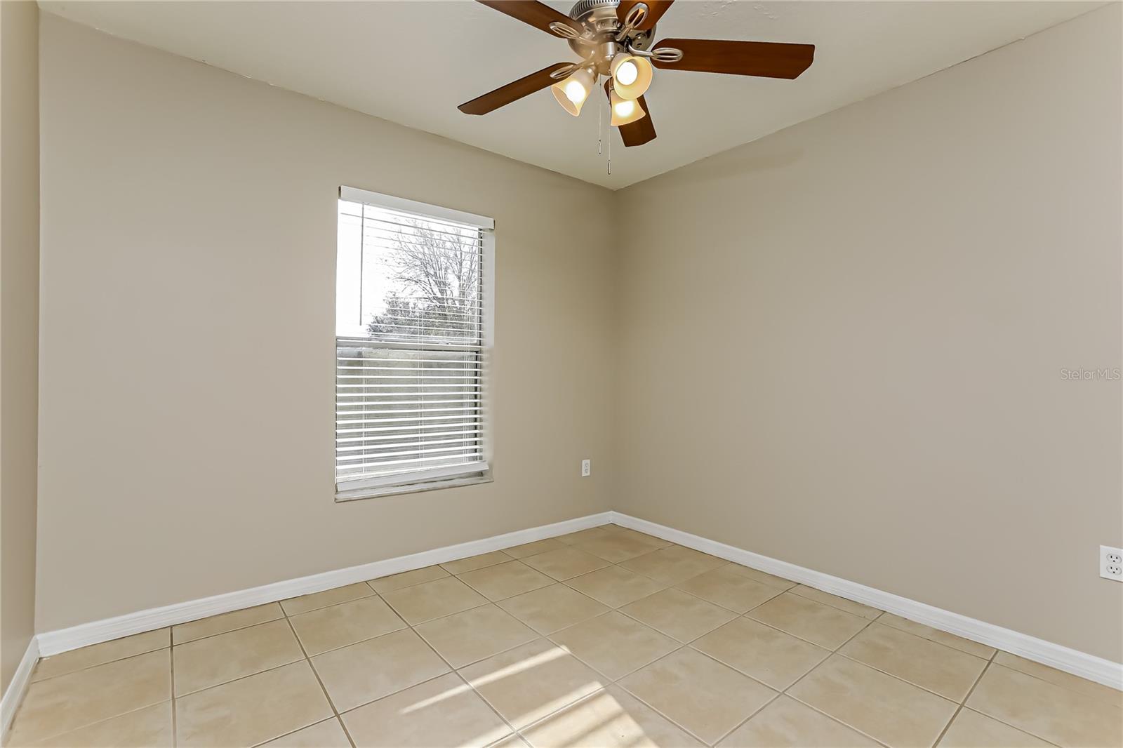 Image 12 of 16 For 1725 Durock Court