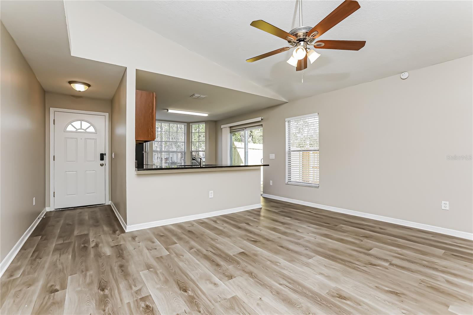 Image 3 of 16 For 1725 Durock Court