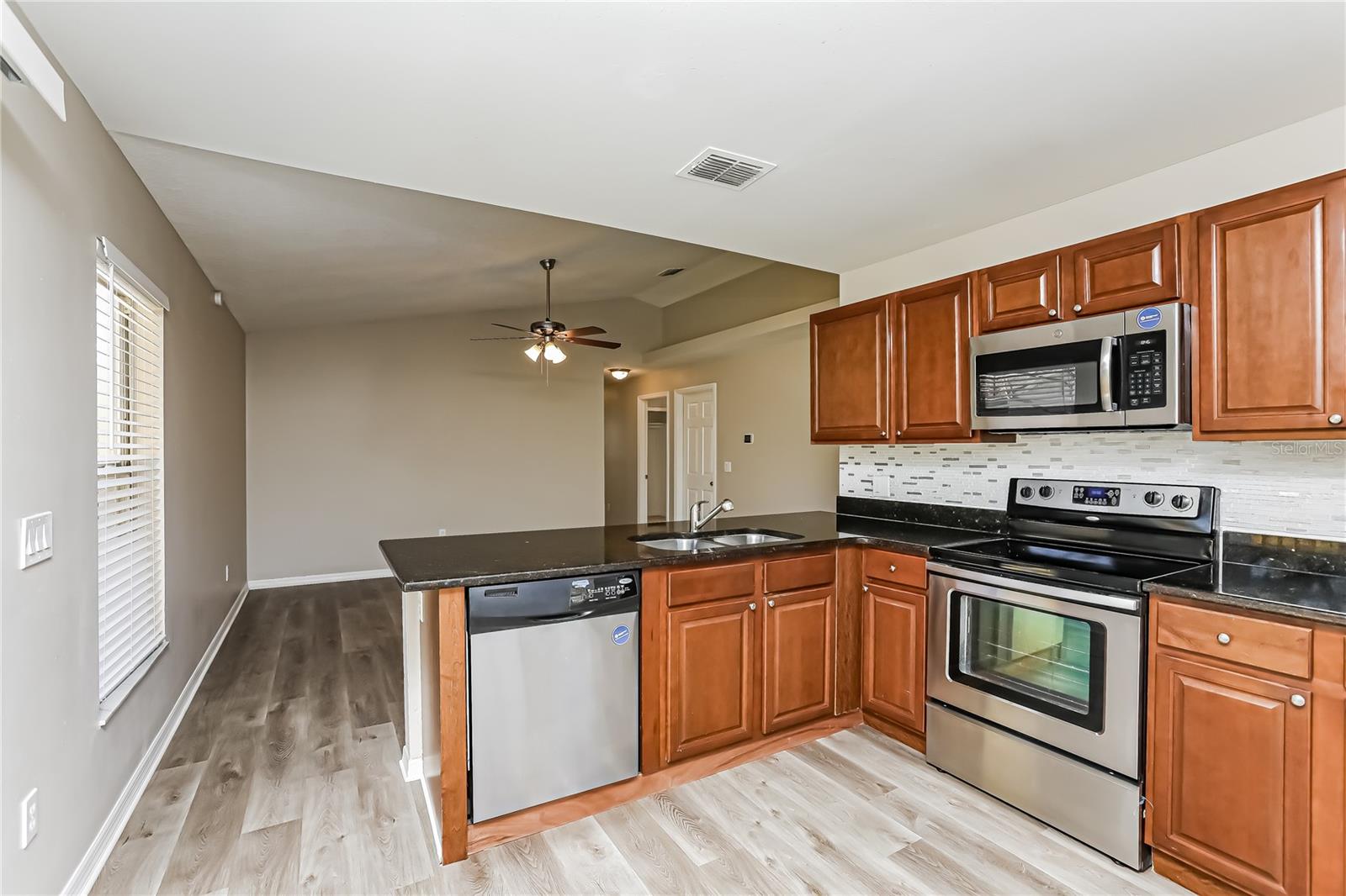 Image 6 of 16 For 1725 Durock Court