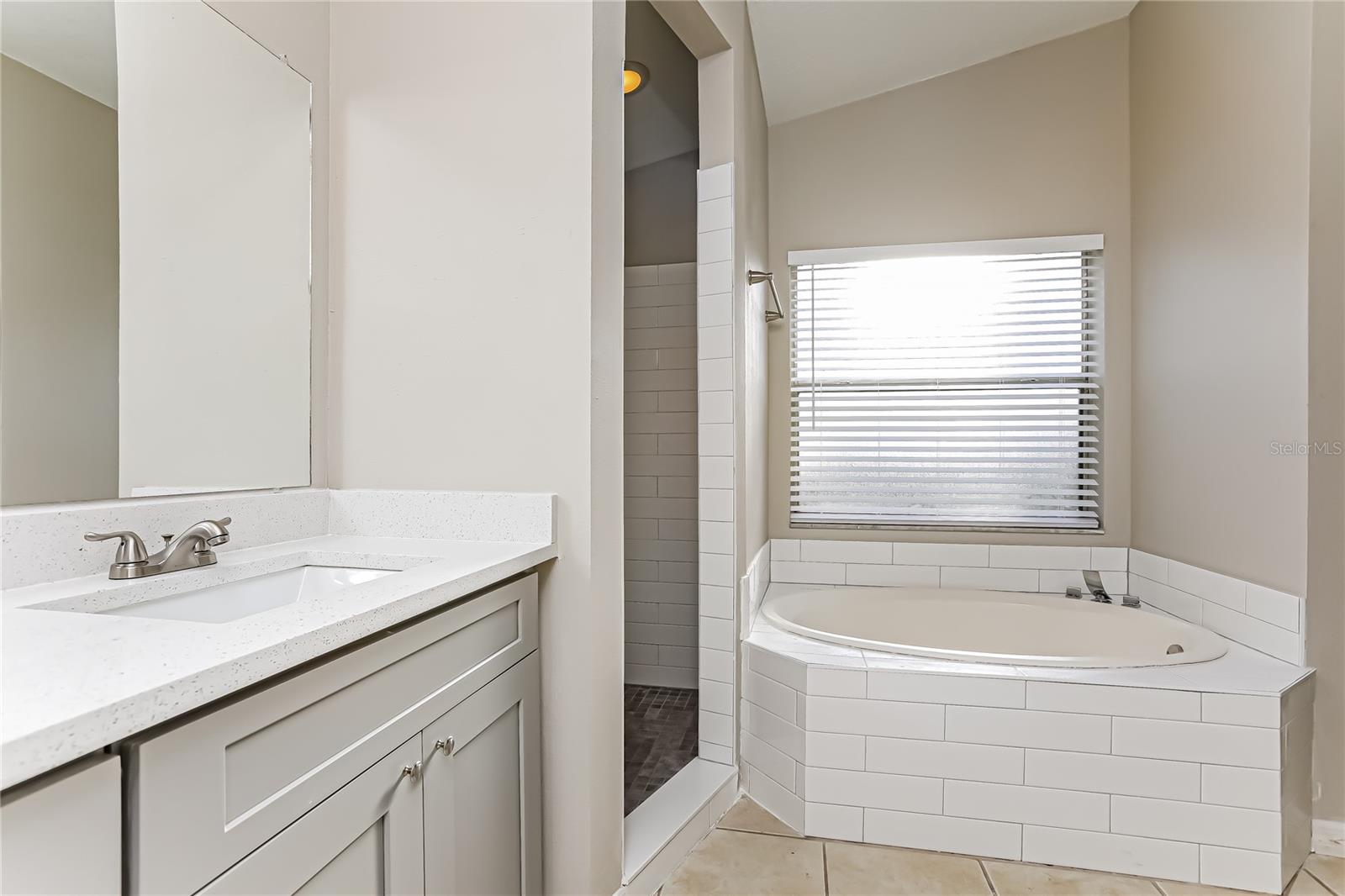 Image 9 of 16 For 1725 Durock Court