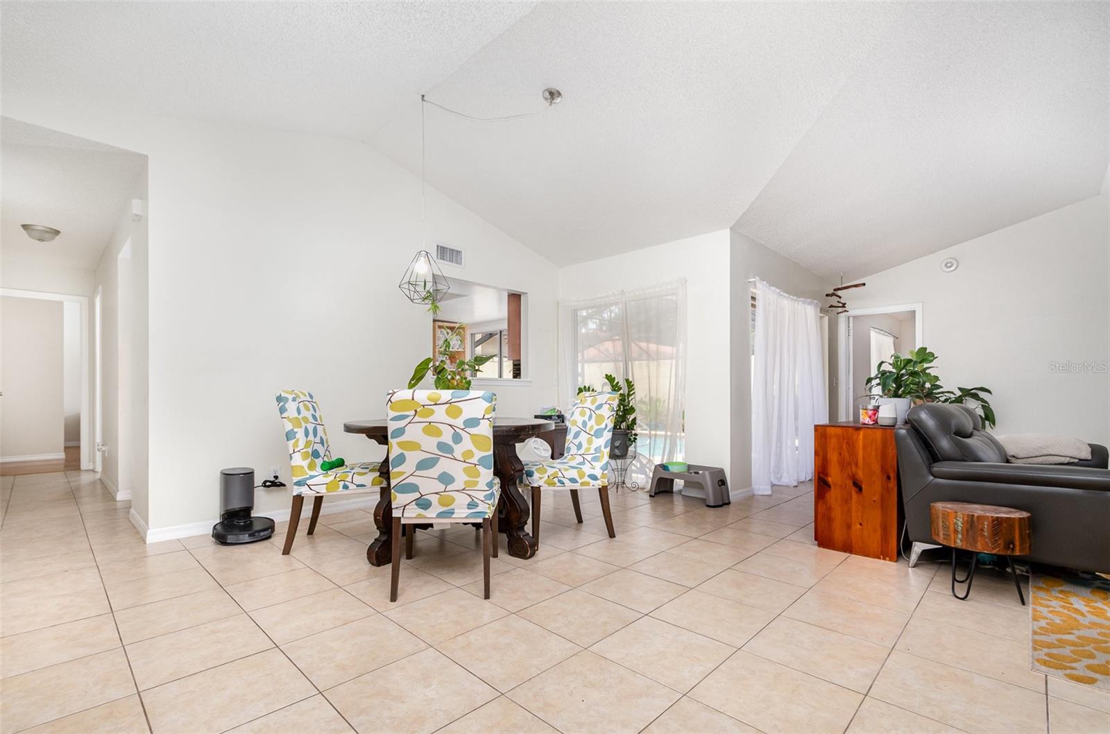 Image 11 of 27 For 5031 Nassau Circle 8