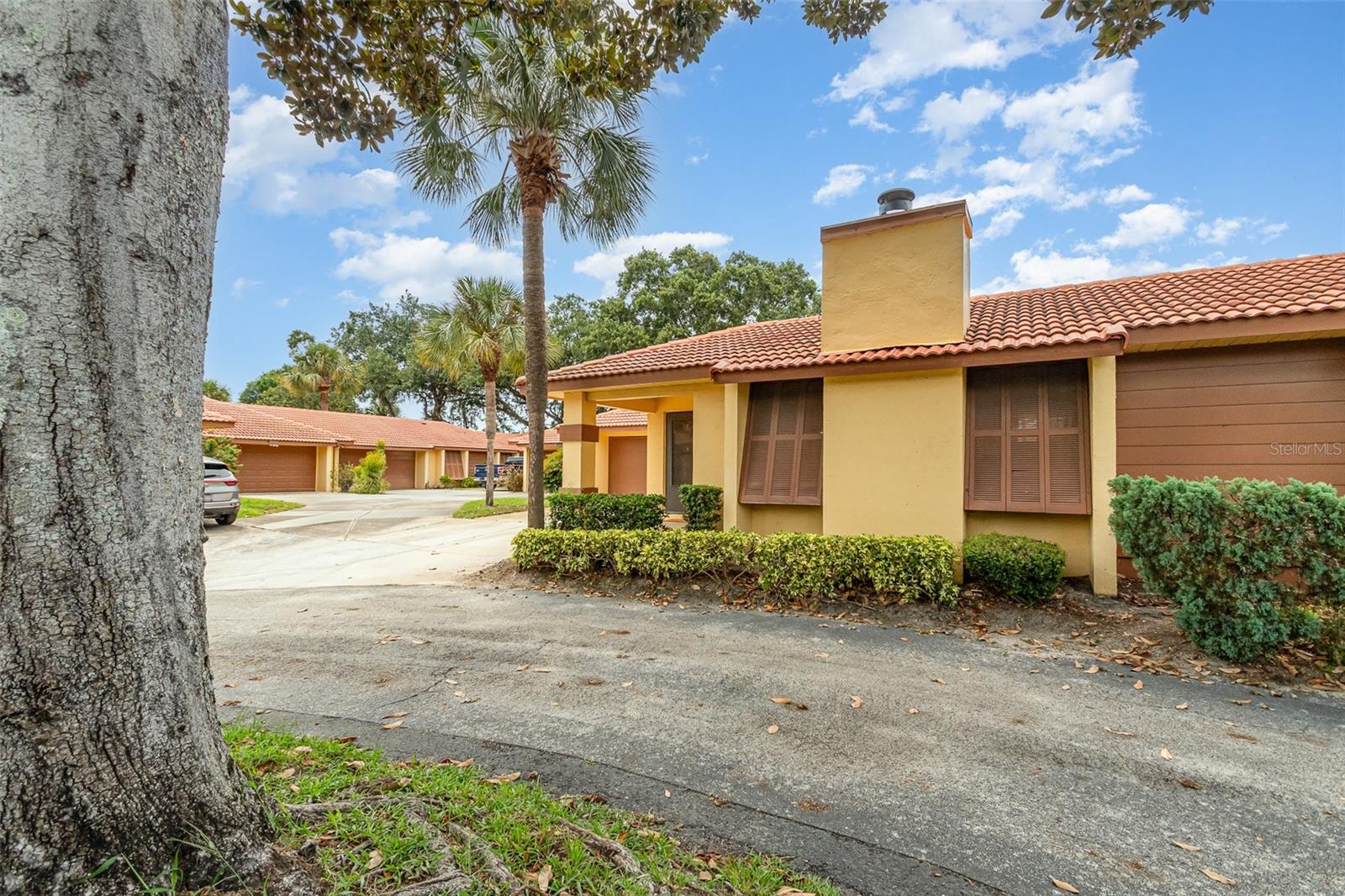 Image 4 of 27 For 5031 Nassau Circle 8