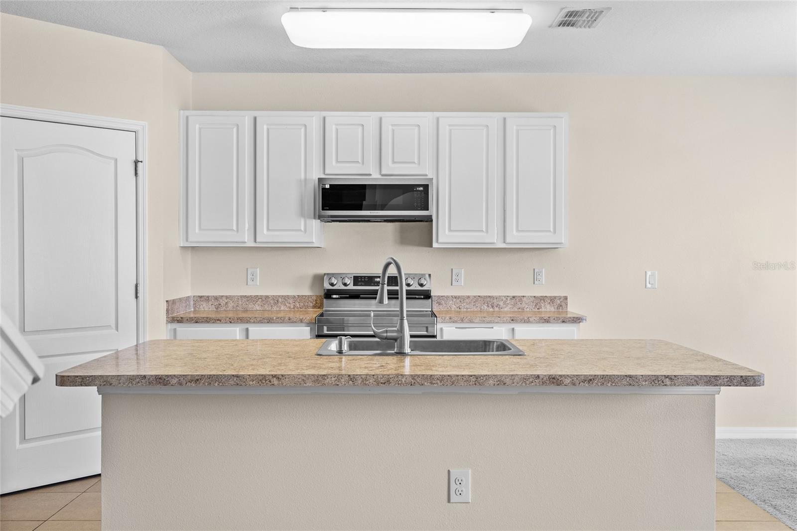 Image 11 of 45 For 6060 Forest Ridge Lane