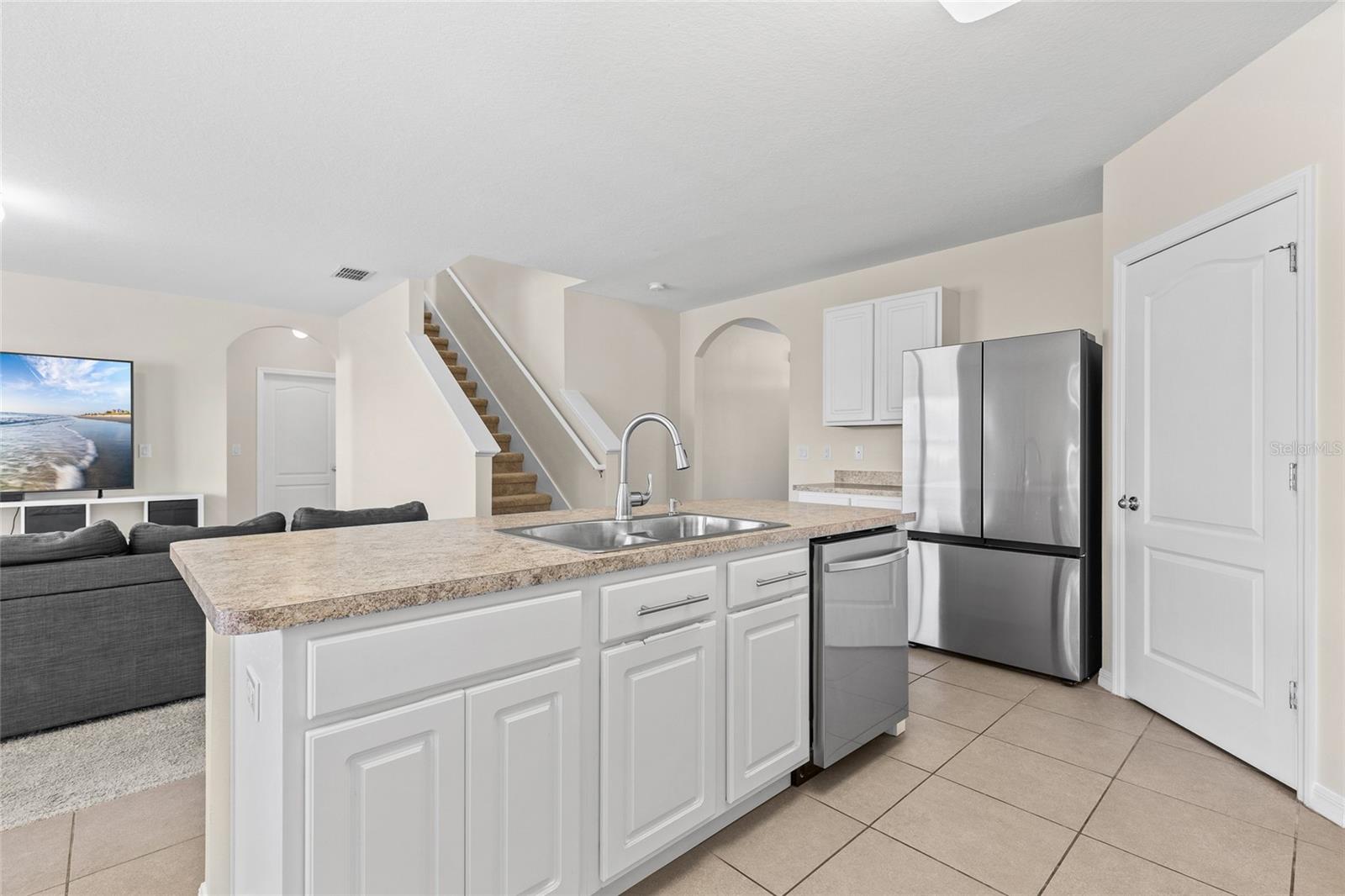 Image 18 of 45 For 6060 Forest Ridge Lane