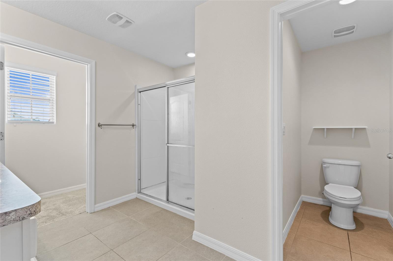 Image 24 of 45 For 6060 Forest Ridge Lane