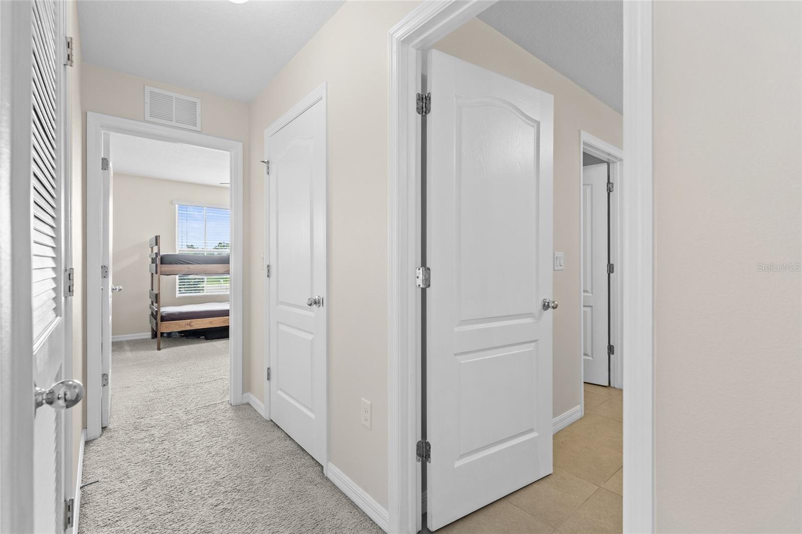 Image 32 of 45 For 6060 Forest Ridge Lane