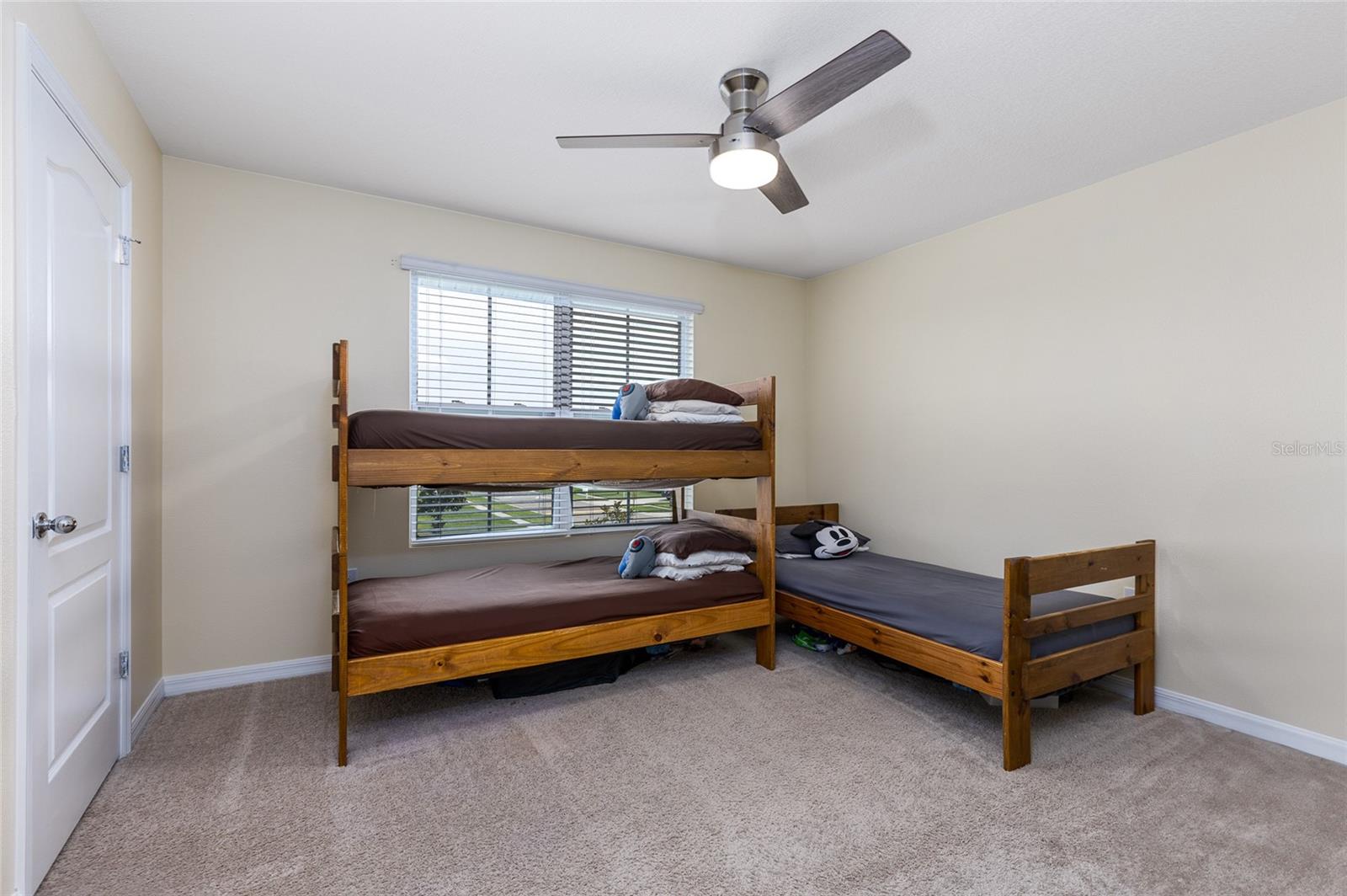 Image 36 of 45 For 6060 Forest Ridge Lane