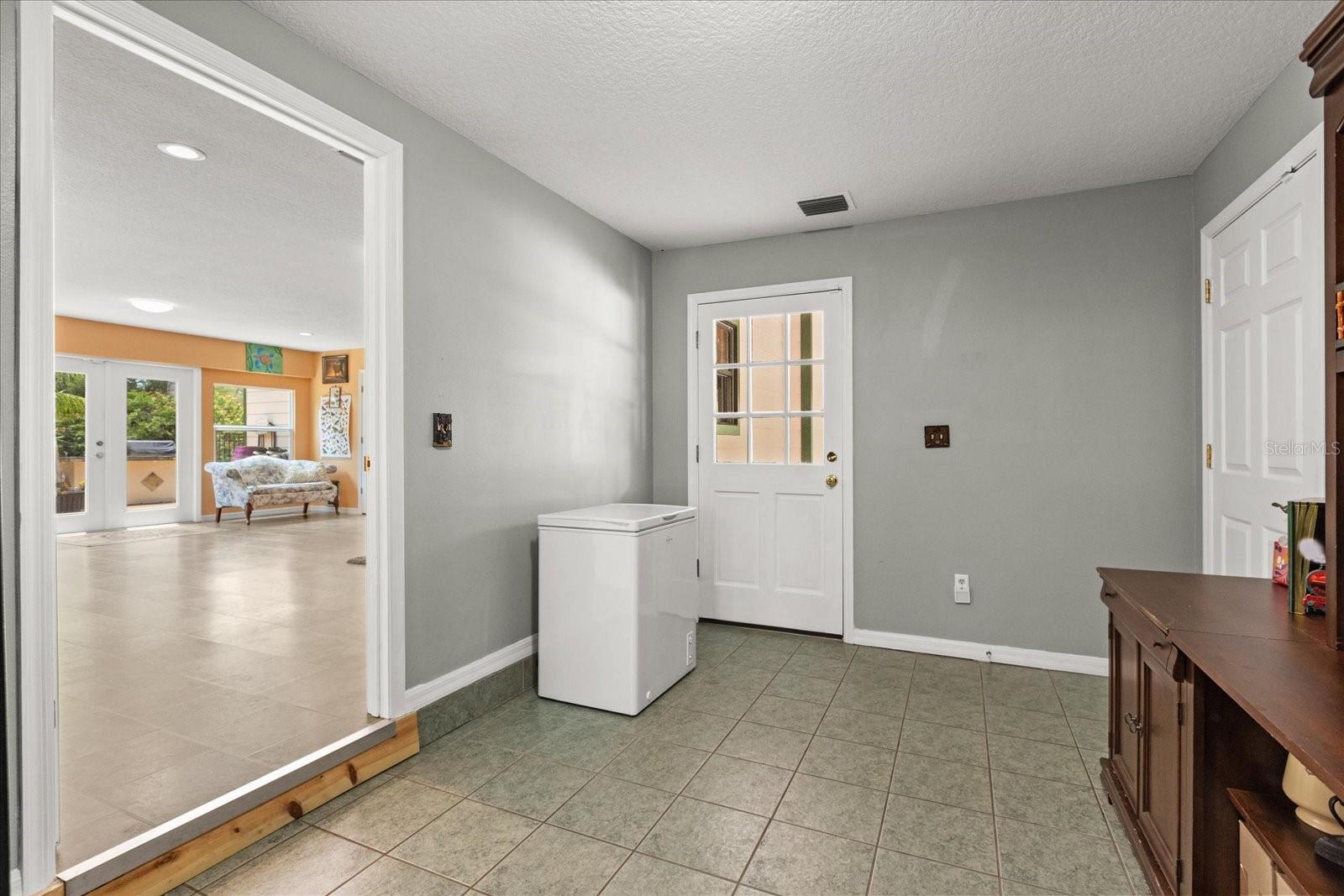 Image 56 of 100 For 3760 Branton Drive