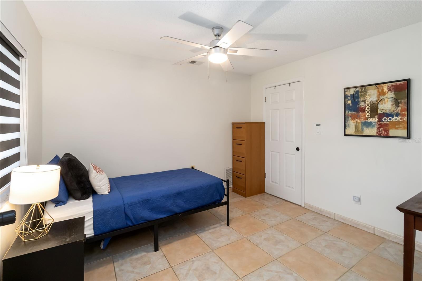 Image 18 of 25 For 8453 Mattituck Circle
