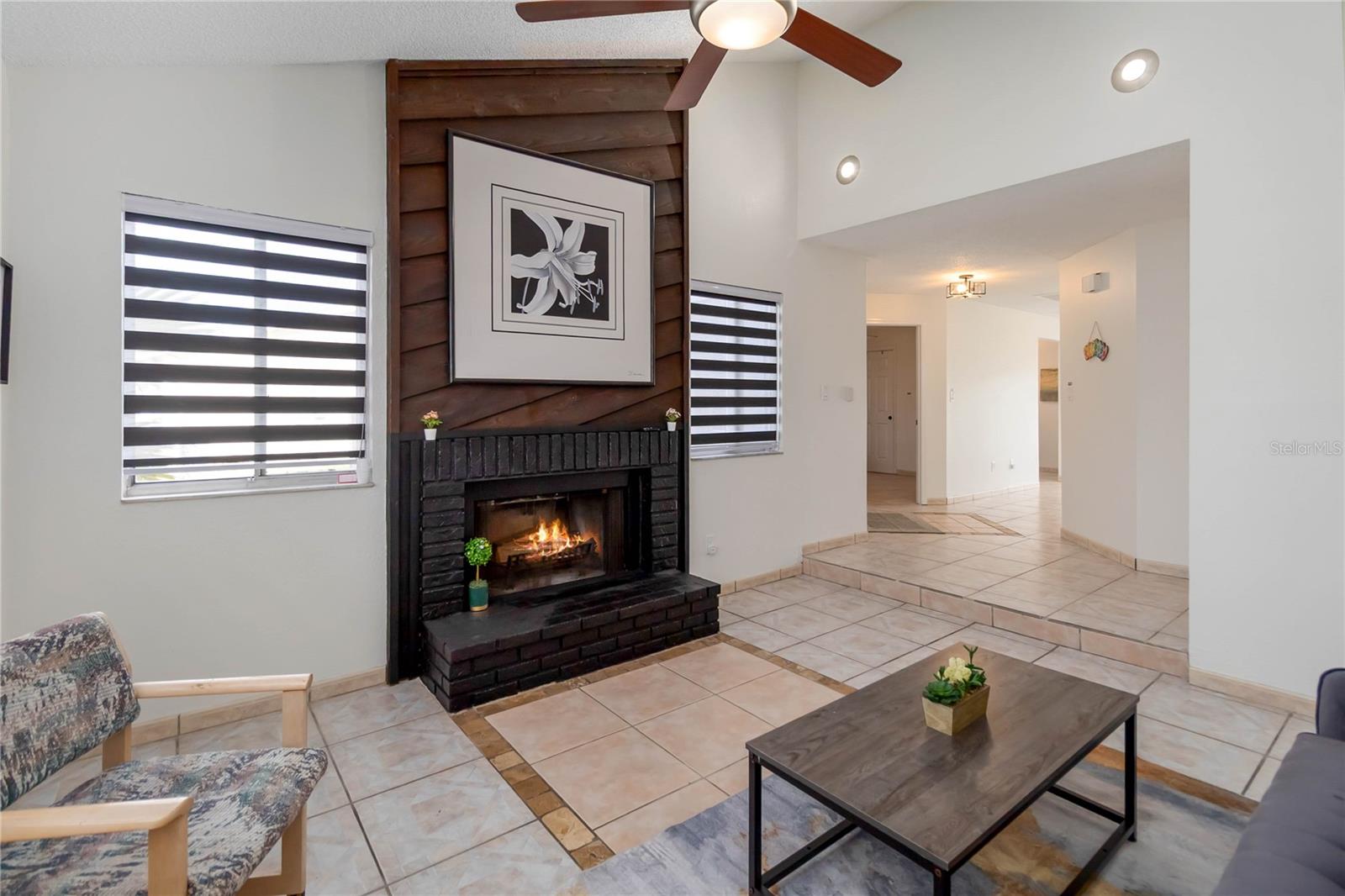 Image 5 of 25 For 8453 Mattituck Circle