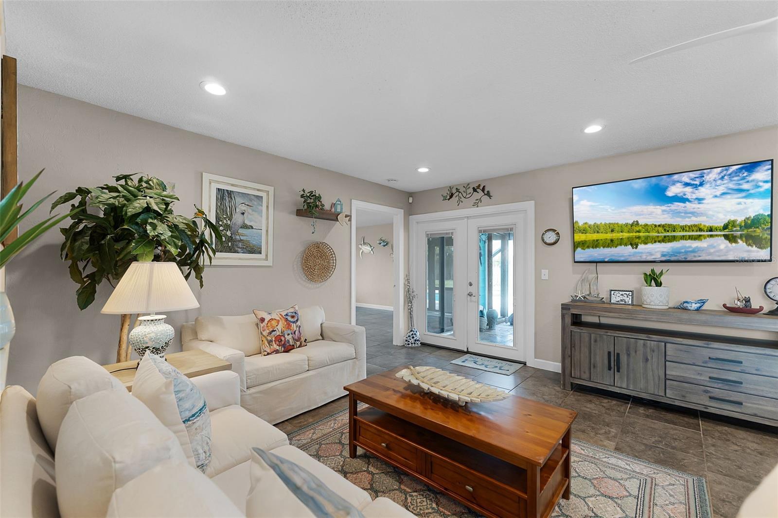 Image 11 of 30 For 13 Seabridge Drive
