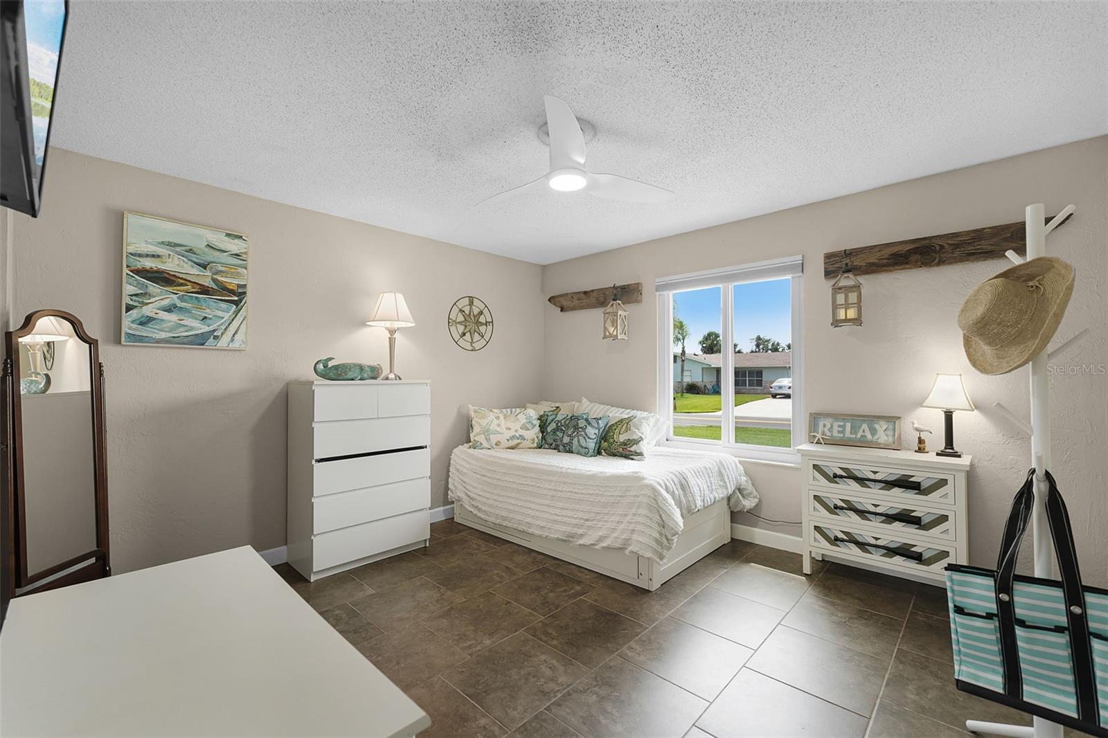 Image 18 of 30 For 13 Seabridge Drive
