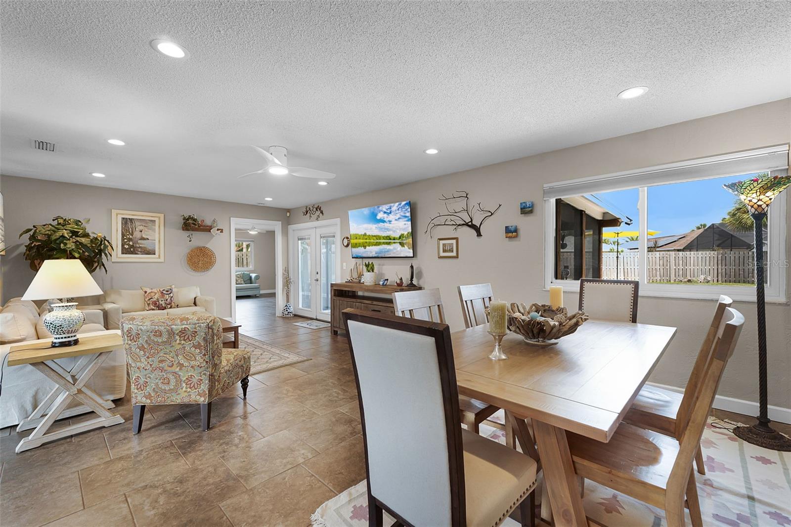 Image 8 of 30 For 13 Seabridge Drive