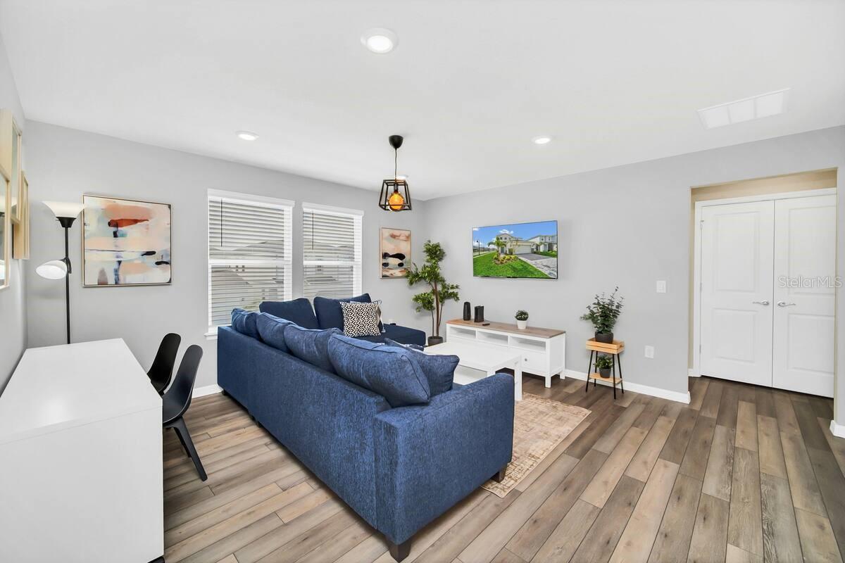 Image 15 of 25 For 3448 Lilac Way