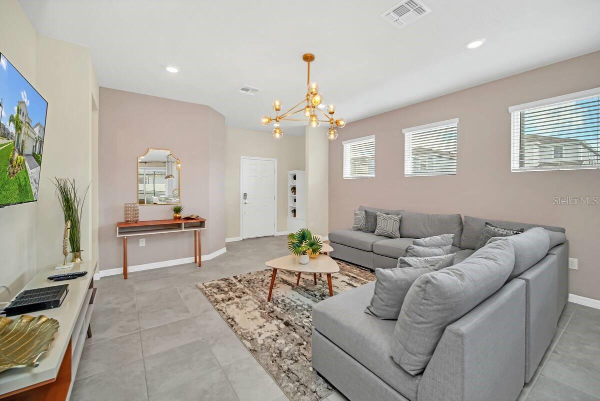 Image 3 of 25 For 3448 Lilac Way