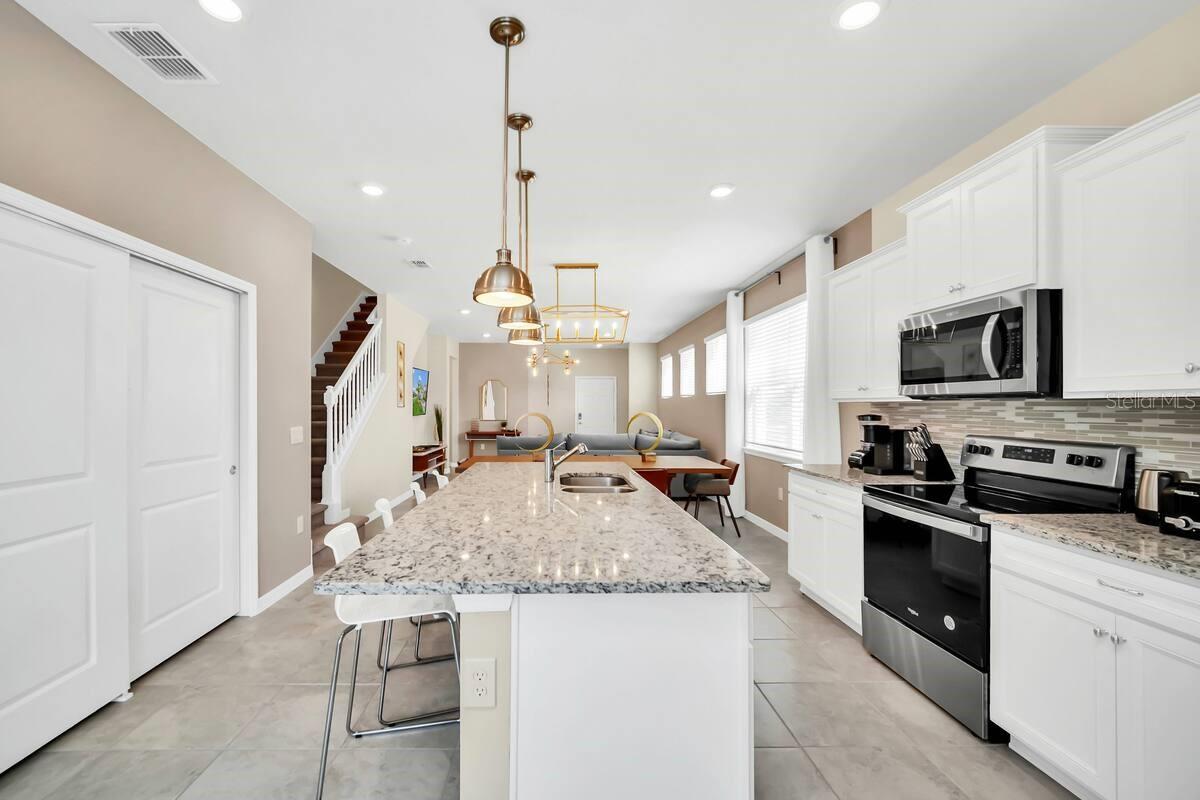 Image 7 of 25 For 3448 Lilac Way