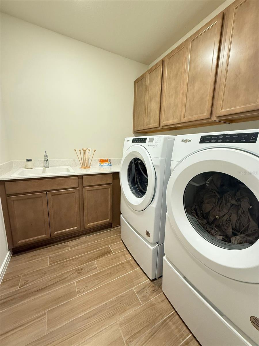 Image 12 of 23 For 3158 Voyager Avenue
