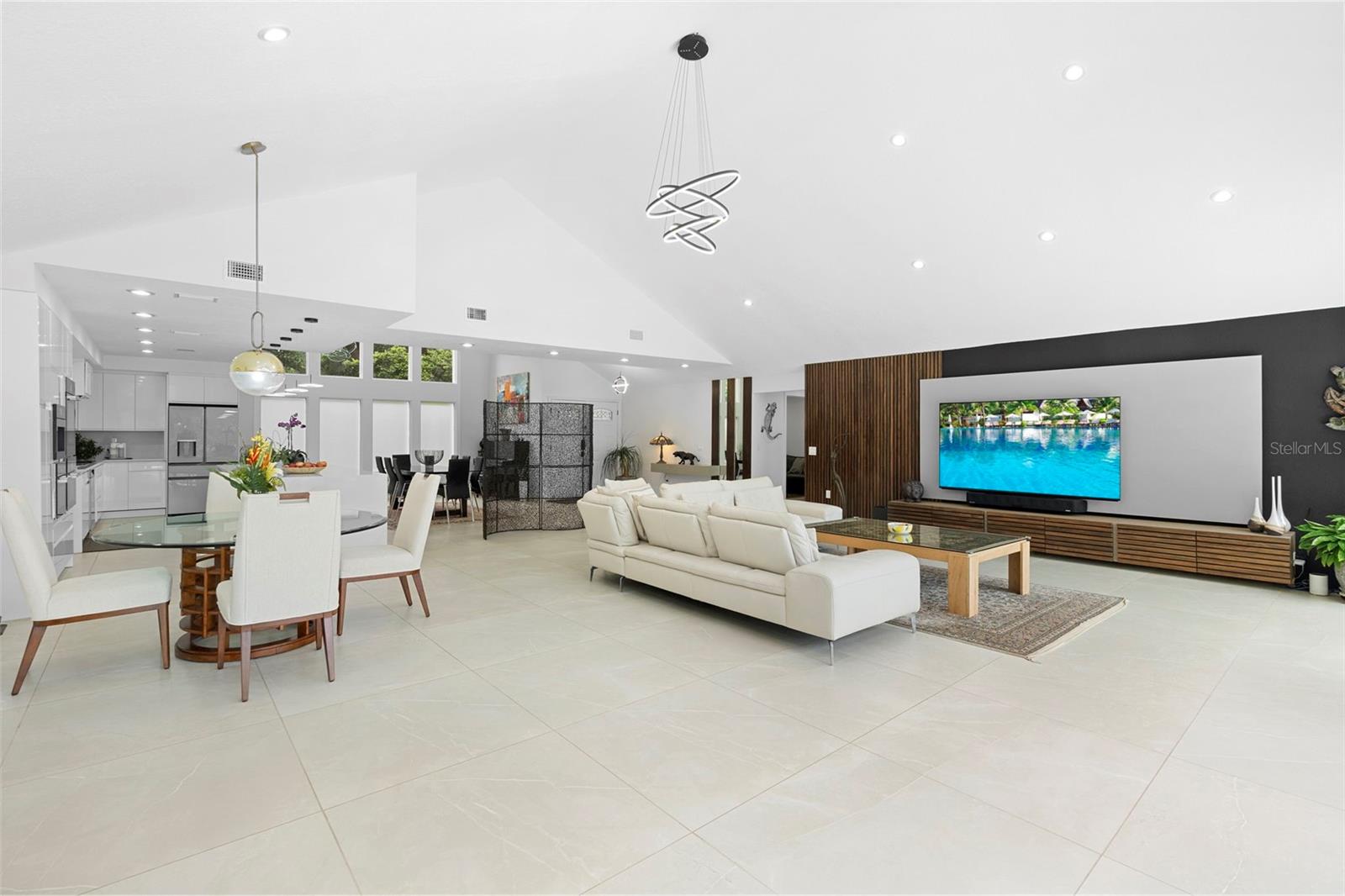 Image 18 of 92 For 7905 Chad Court