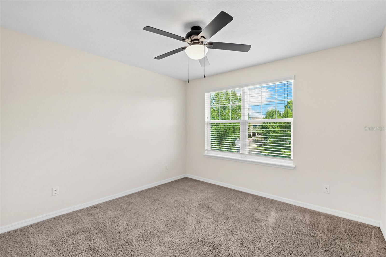 Image 28 of 38 For 951 Ginnie Way