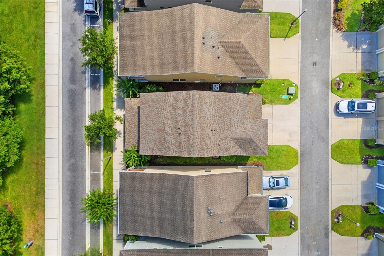 Image 33 of 38 For 951 Ginnie Way