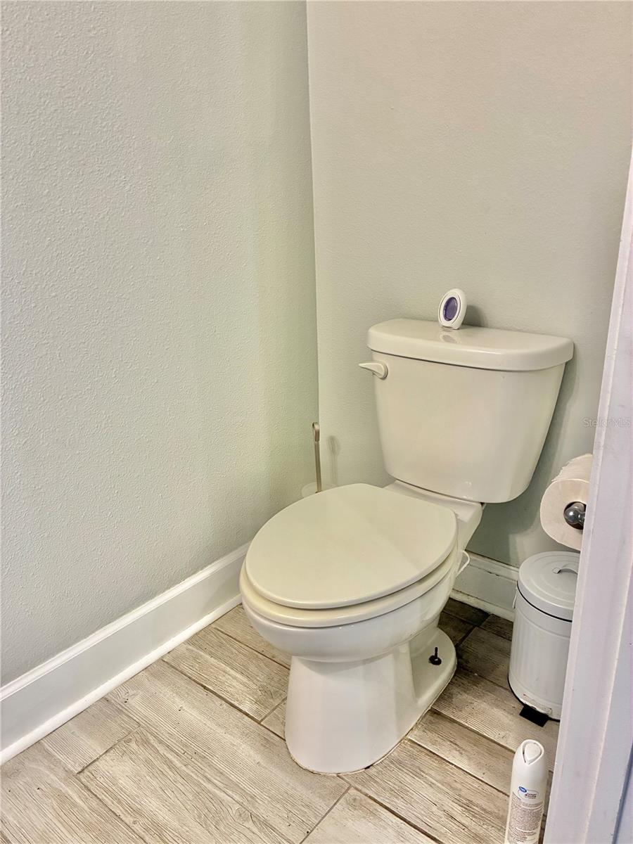 Image 15 of 63 For 14291 Swanley Street