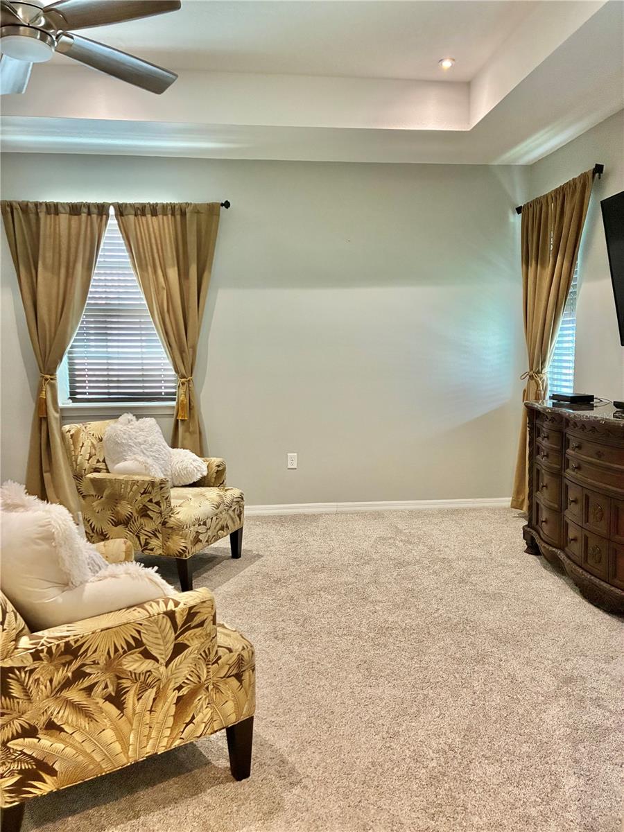Image 19 of 63 For 14291 Swanley Street