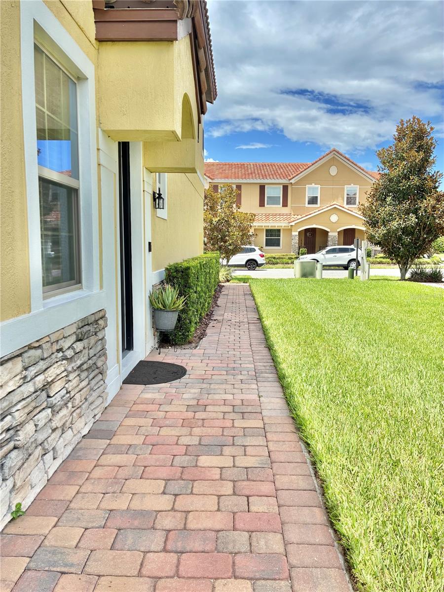 Image 5 of 63 For 14291 Swanley Street