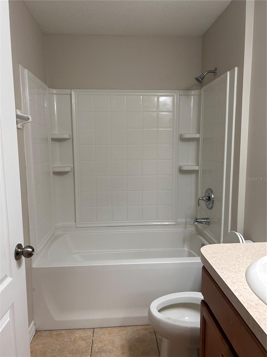 Image 21 of 34 For 8111 Alamosa Wood Avenue