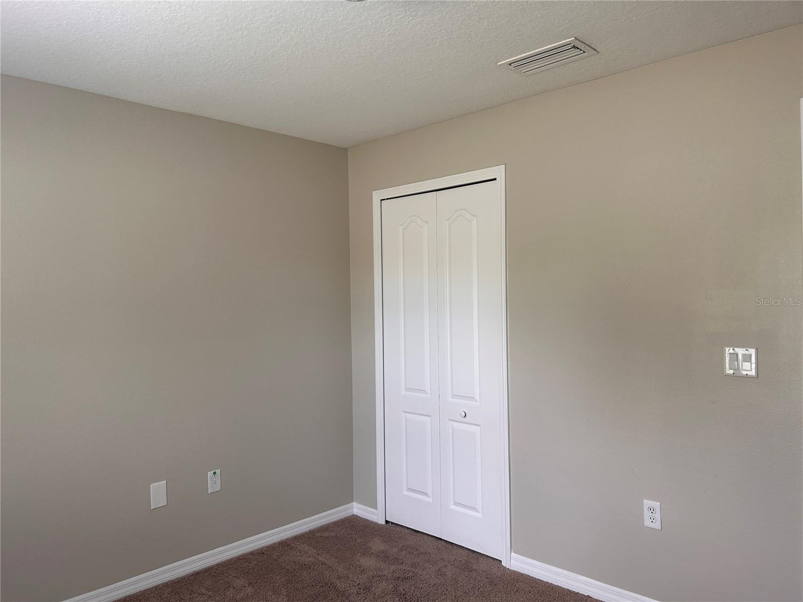 Image 23 of 34 For 8111 Alamosa Wood Avenue
