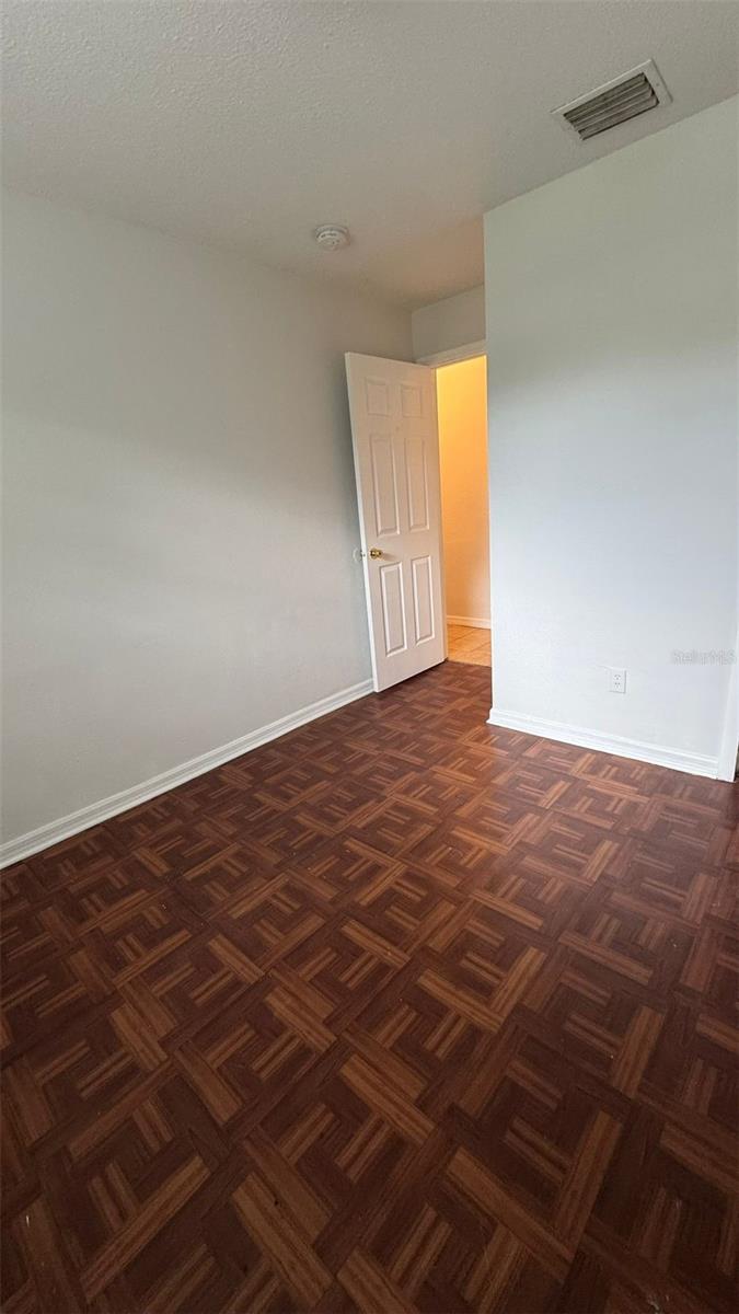 Image 5 of 18 For 2413 Spingarn Court