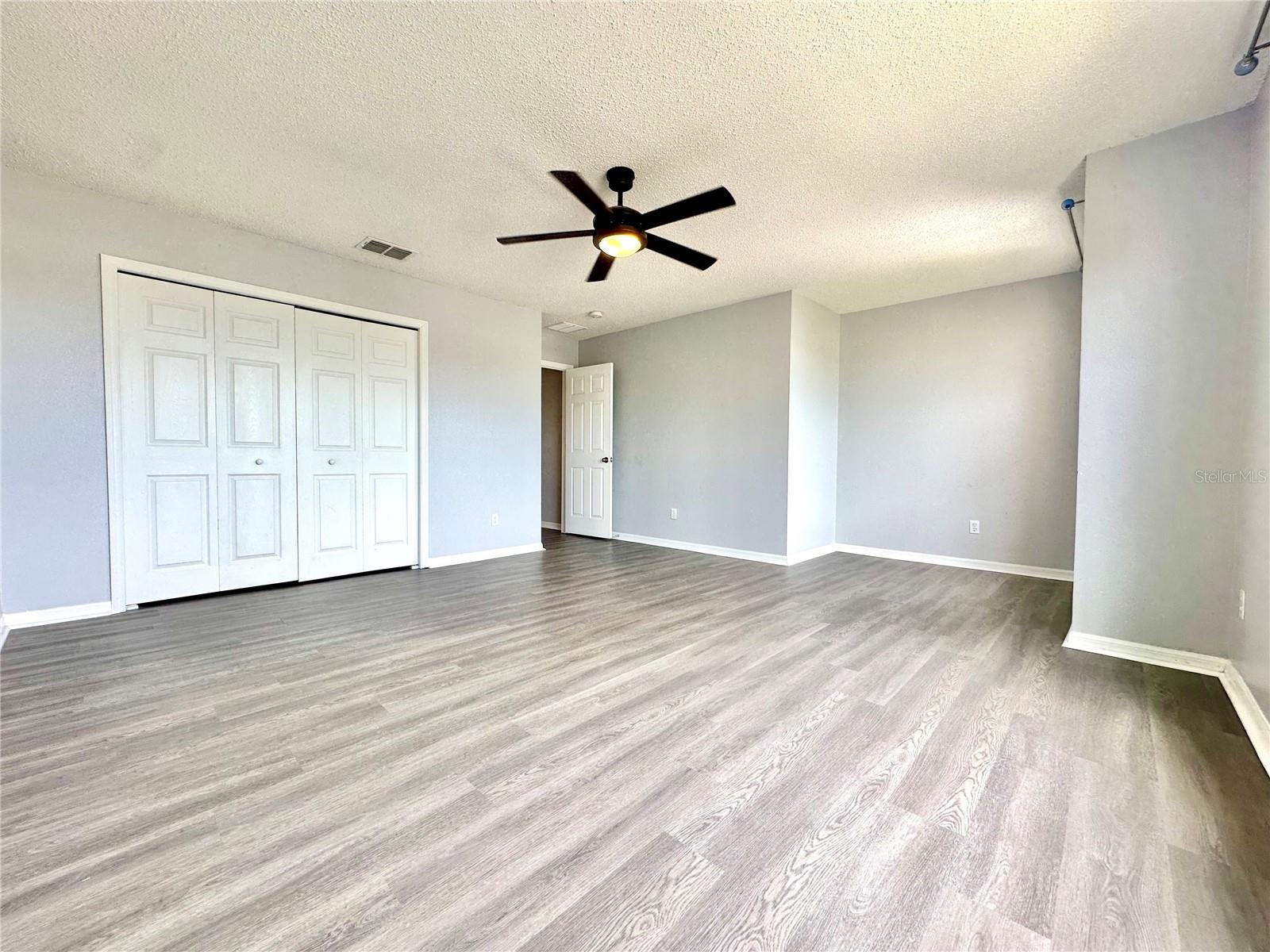 Image 31 of 37 For 15061 Waterford Chase Parkway