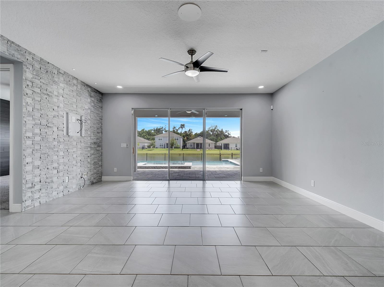 Image 12 of 48 For 4916 Blanche Court