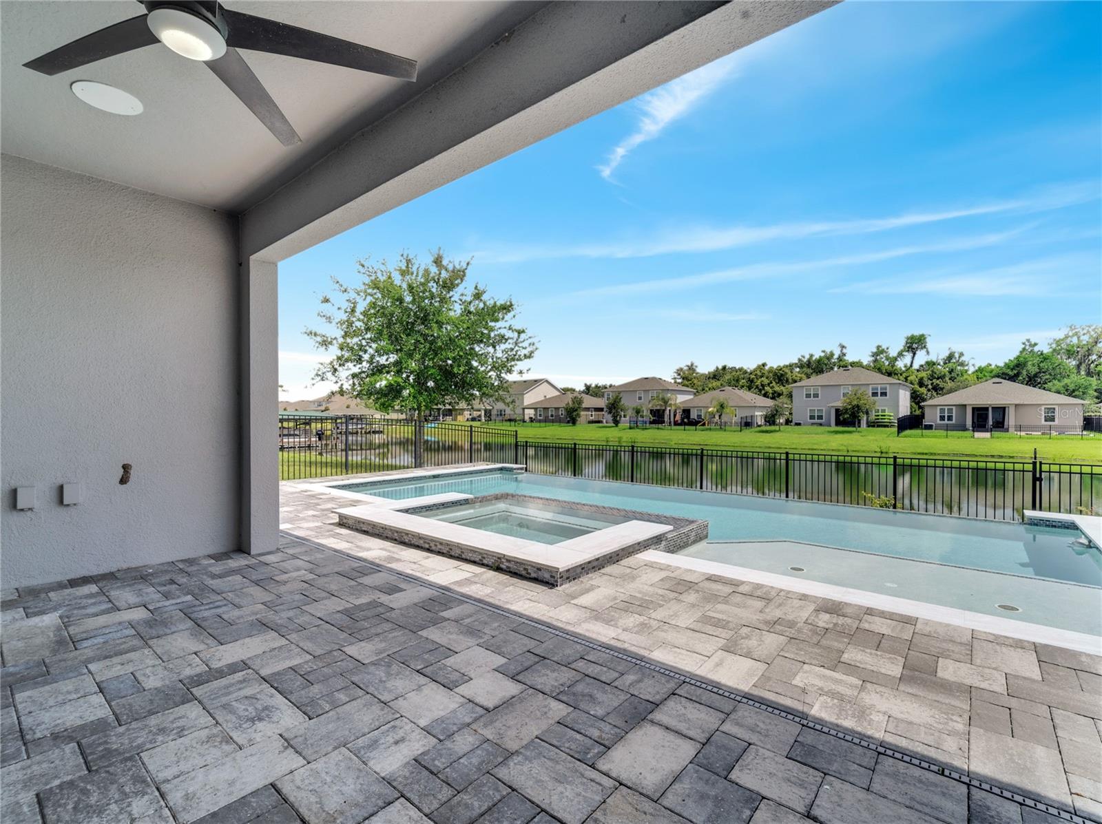 Image 38 of 48 For 4916 Blanche Court