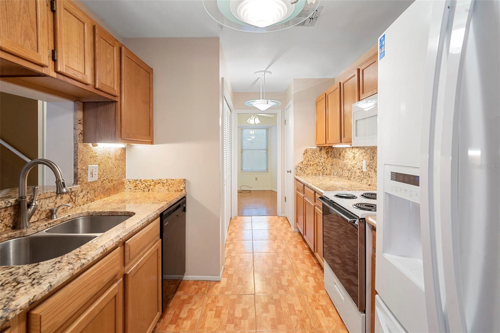 Image 20 of 34 For 1017 Casa Del Sol Circle