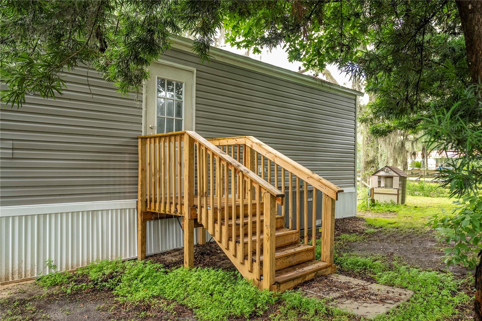 Image 5 of 44 For 36720 Emeralda Island Road