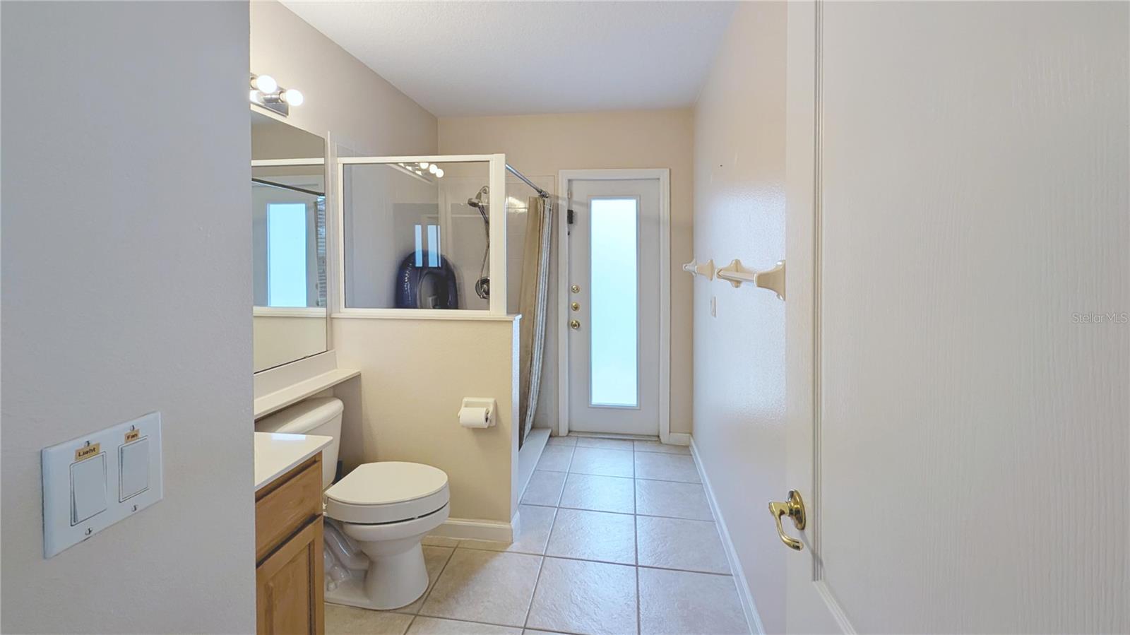 Image 21 of 44 For 416 Prestwick Drive