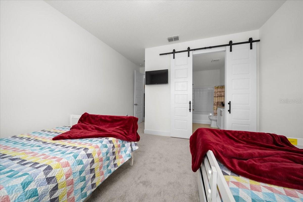Image 10 of 58 For 4378 54th Terrace