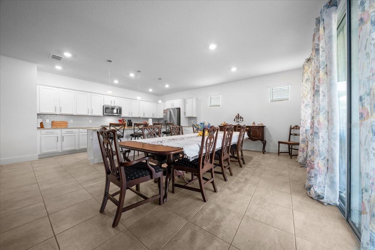 Image 29 of 58 For 4378 54th Terrace