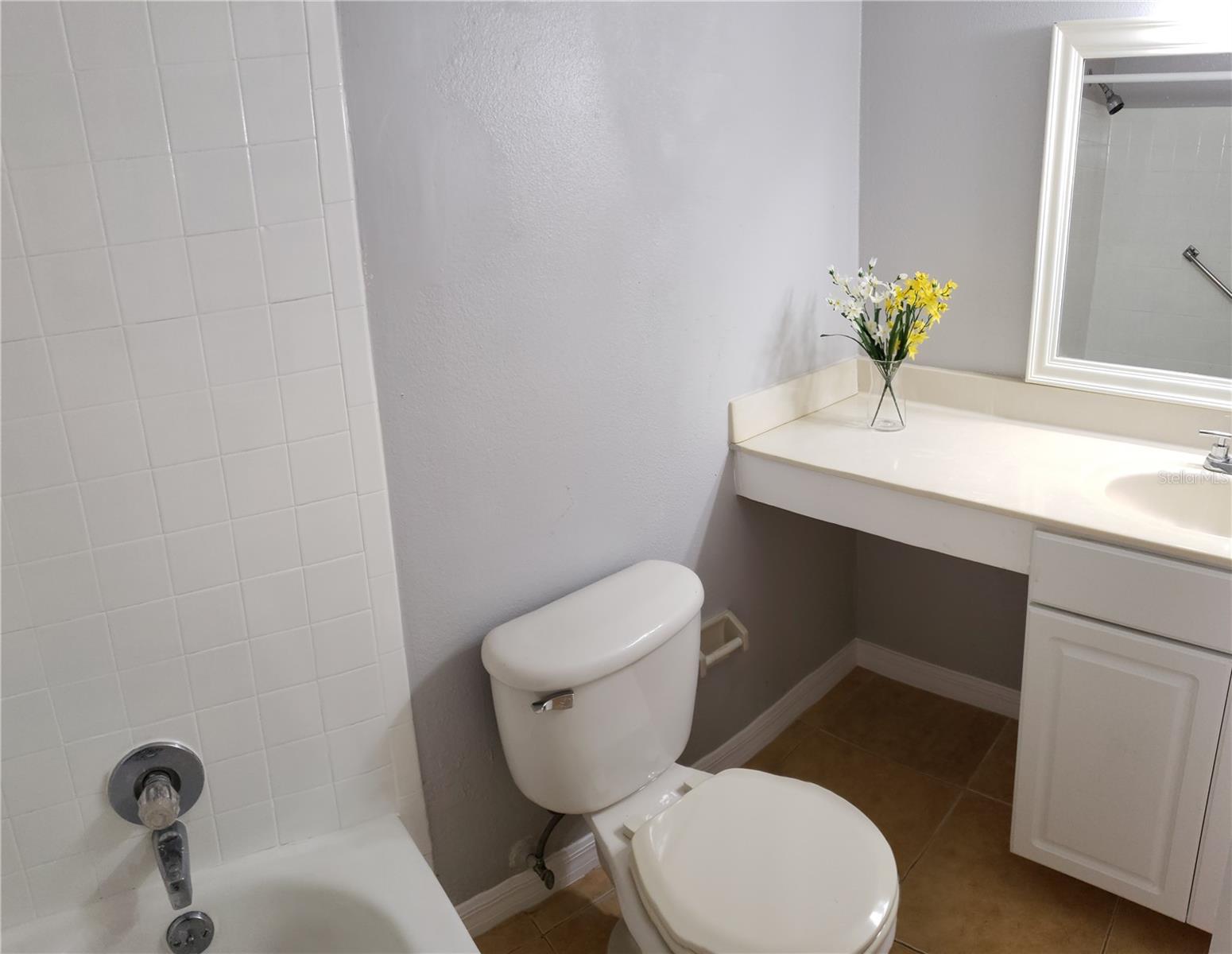Image 5 of 22 For 863 Sky Lake Circle A
