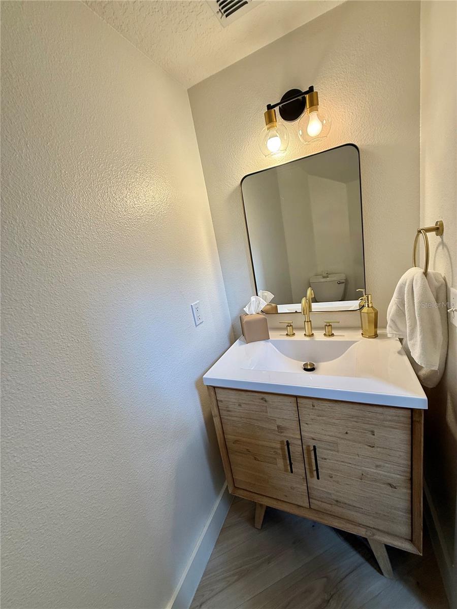 Image 7 of 26 For 1031 Cinnamon Fern Court
