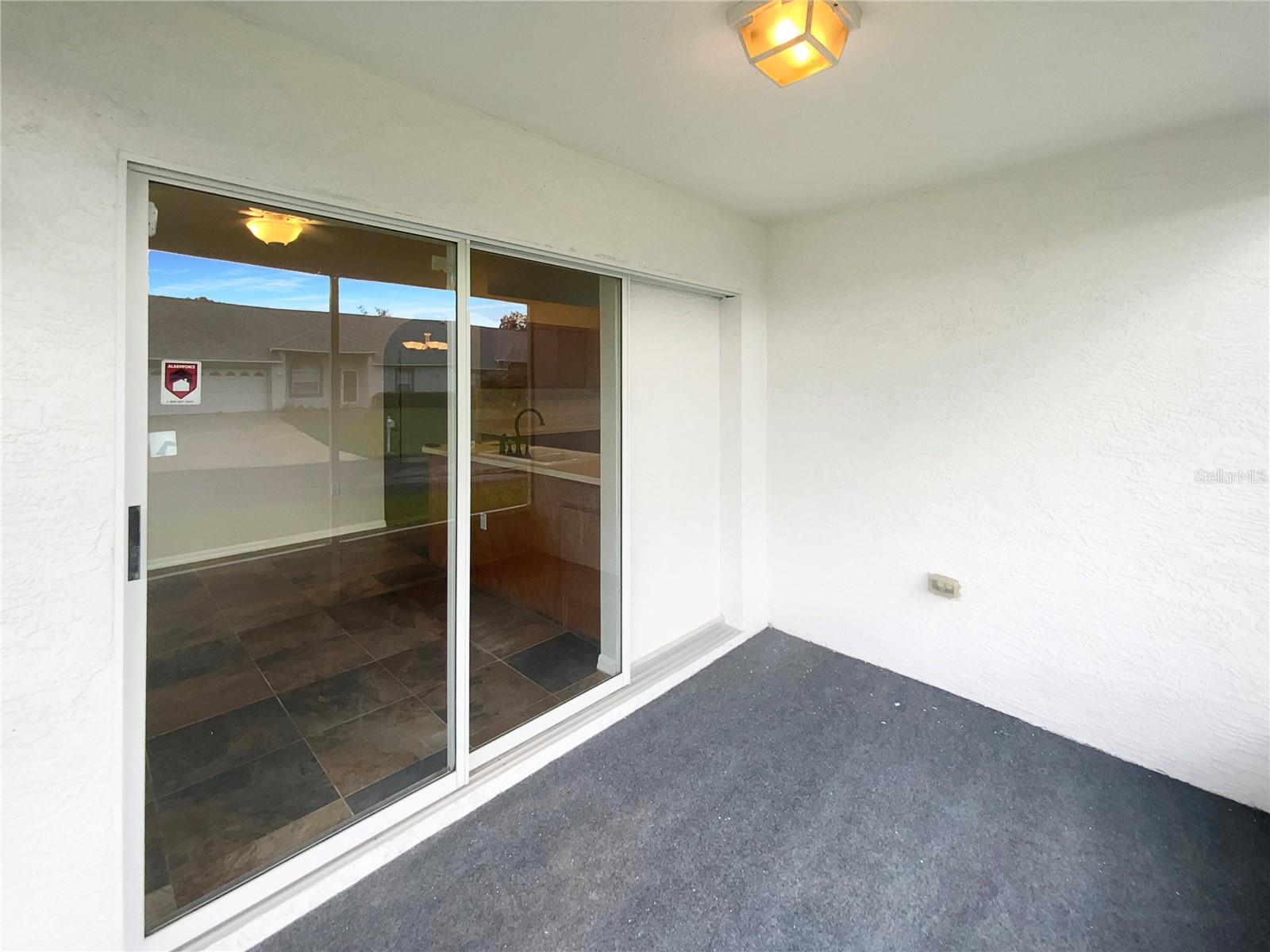 Image 16 of 32 For 9348 Santa Monica Way