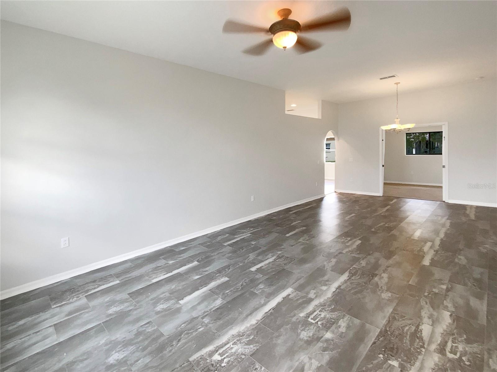 Image 18 of 32 For 9348 Santa Monica Way