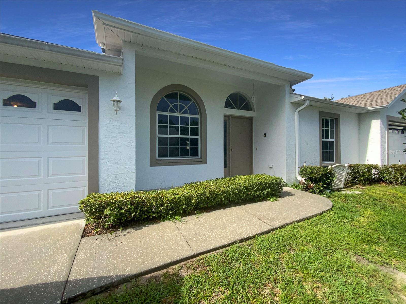 Image 31 of 32 For 9348 Santa Monica Way