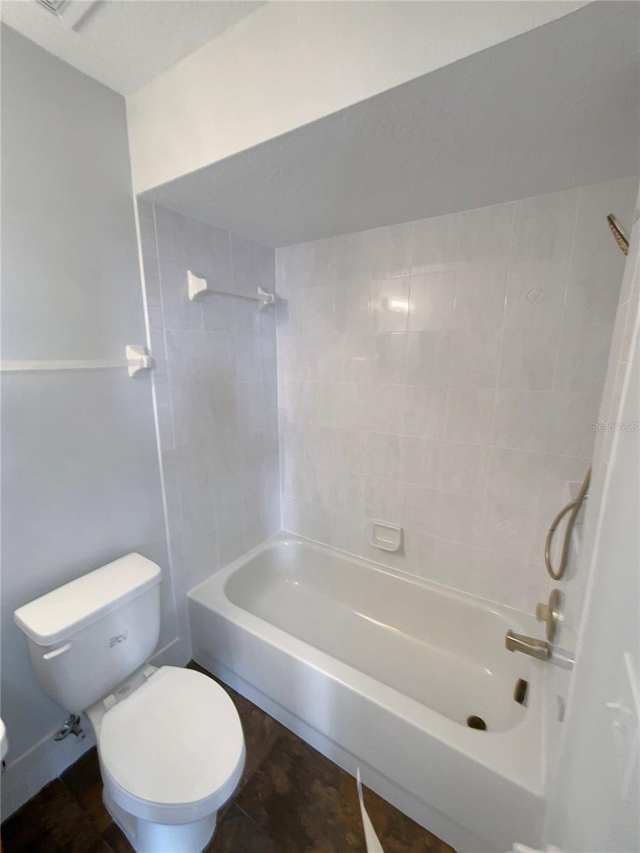 Image 7 of 32 For 9348 Santa Monica Way
