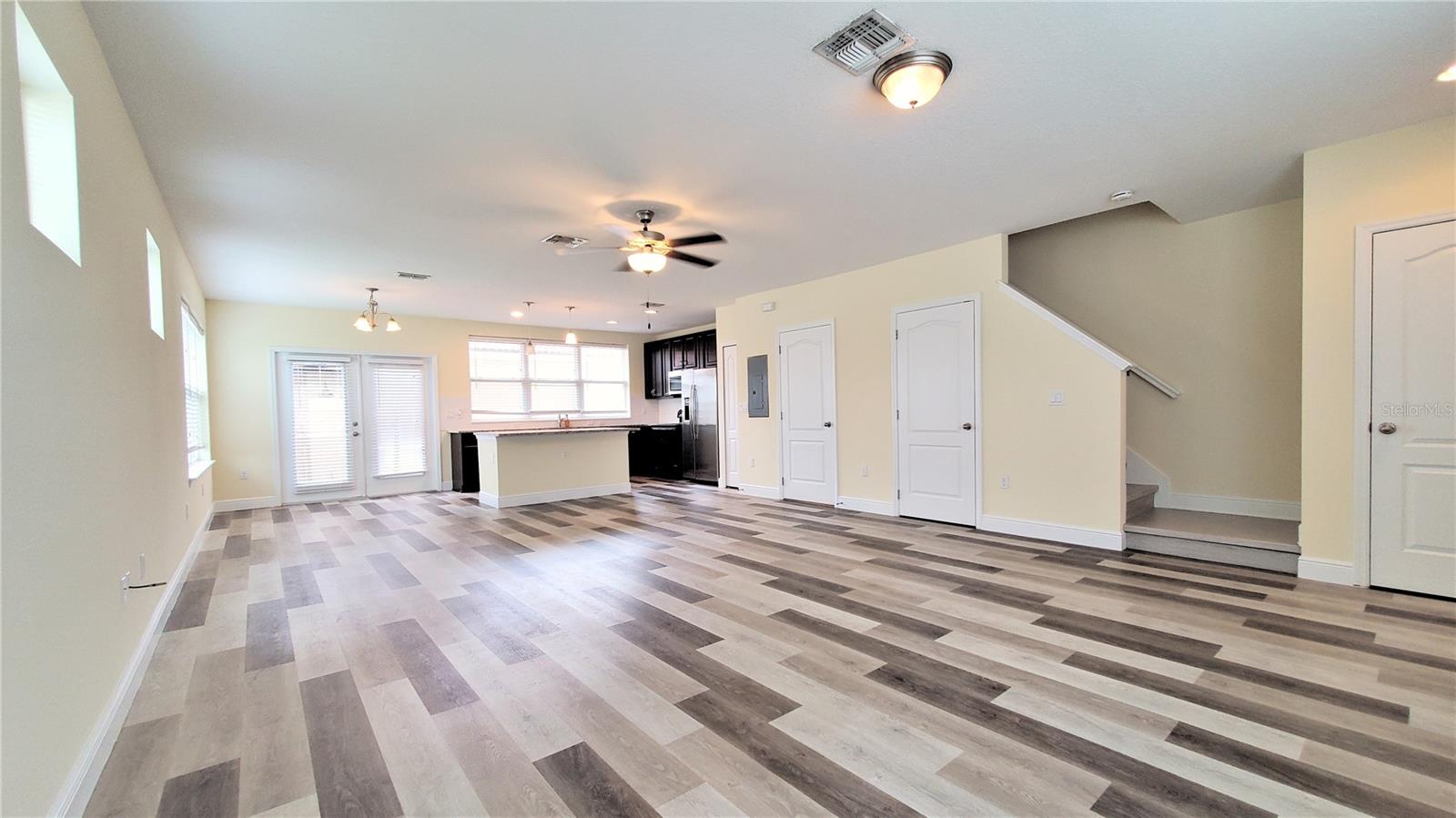 Image 11 of 41 For 3118 Camino Real Drive N